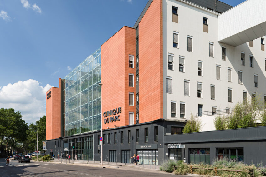 Photo de la Clinique du Parc à Lyon, le seul actif immobilier de la SCPI AEW Patrimoine Santé au 31 mars 2025